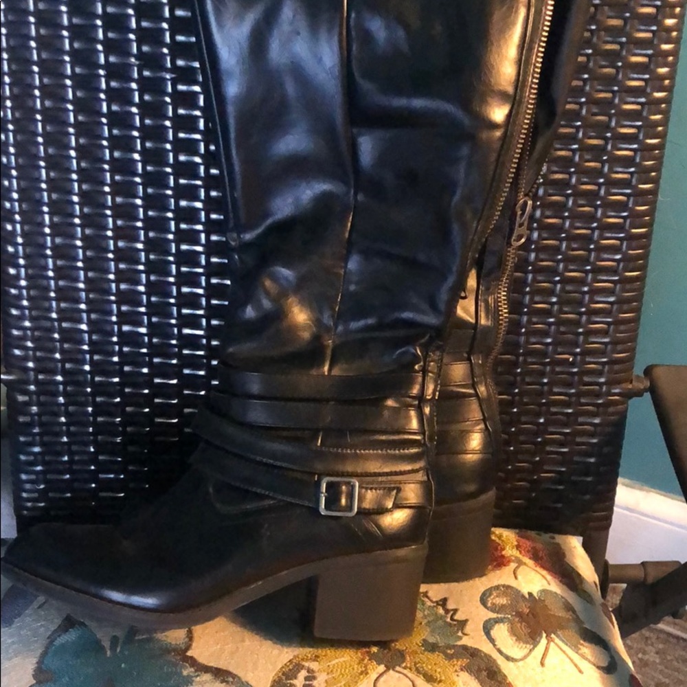 Black boots extra wide calf